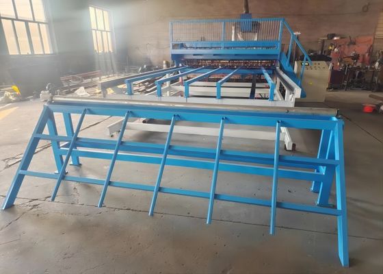 Recinto Wire Mesh Welding Machine 380volt 50HZ di dimensione 200*50mm del foro